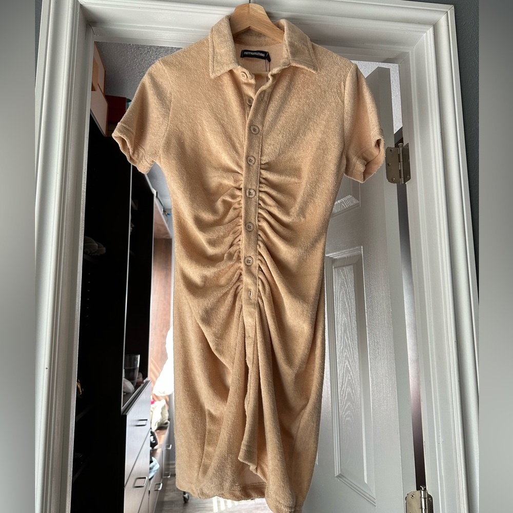 Pretty Little Things towel like material button down dress